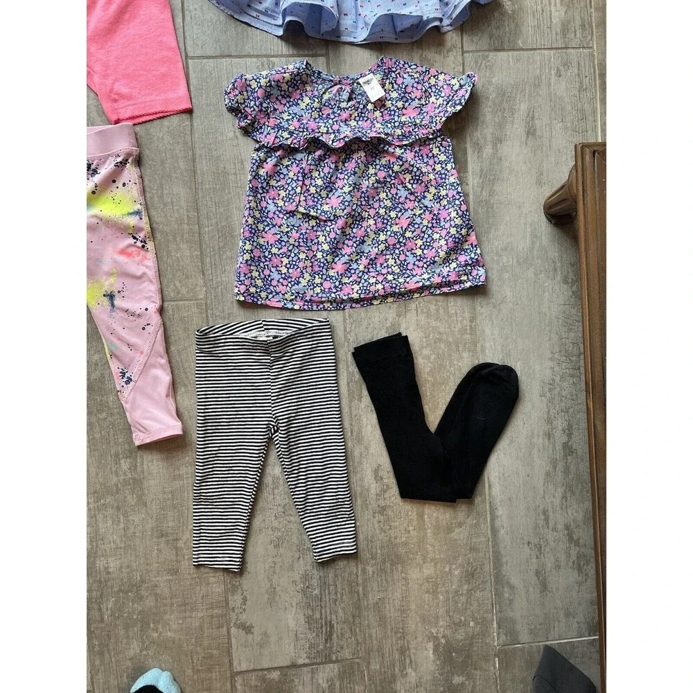 Baby Toddler Girl Huge Lot of 13 Piece Set Clothing Outfit Tops Shorts Pants 2T